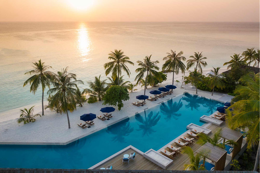 翡翠法鲁富士 - 日落泳池酒吧图片1 - Emerald Faarufushi Resort & Spa Sunset Pool & Bar Photo 1