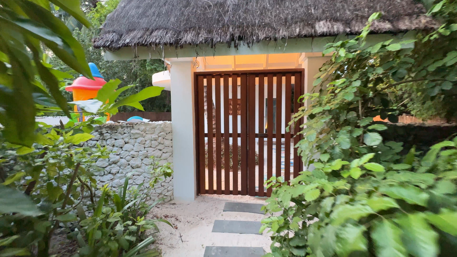 莱佛士 - 儿童俱乐部图片1 - Raffles Maldives Meradhoo Faru Photo 1
