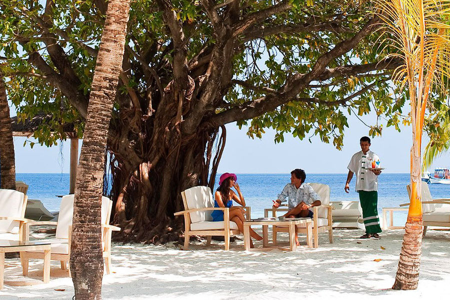 钻石阿莎格餐厅 - Boli 海滩酒吧 -  Diamonds Athuruga Beach&Water Villas Restaurant