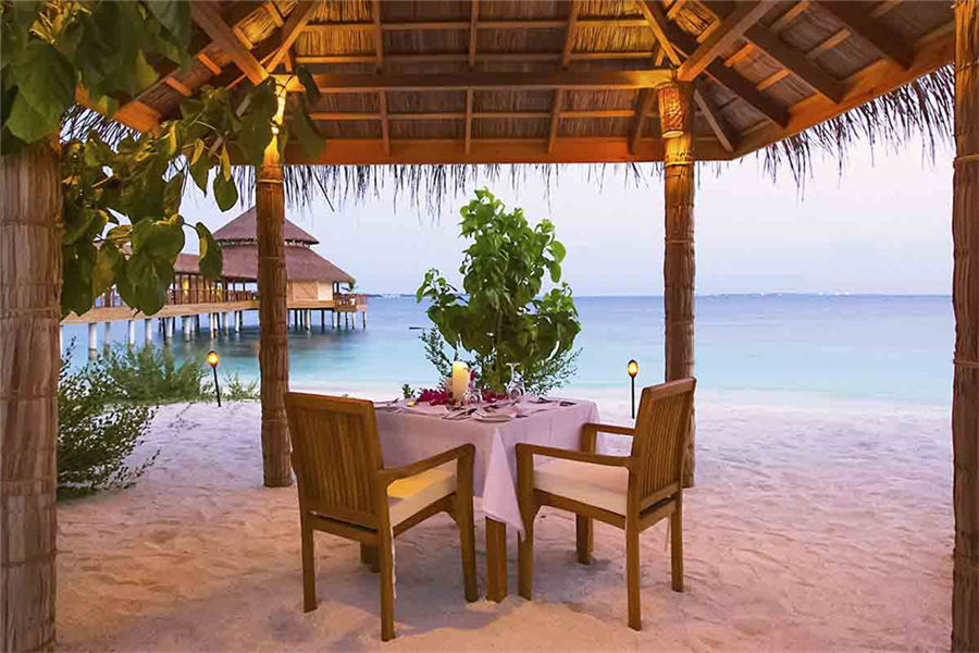 瑞提法鲁 - 花园餐厅图片4 - Reethi Faru Resort Huvandhu Garden Photo 4