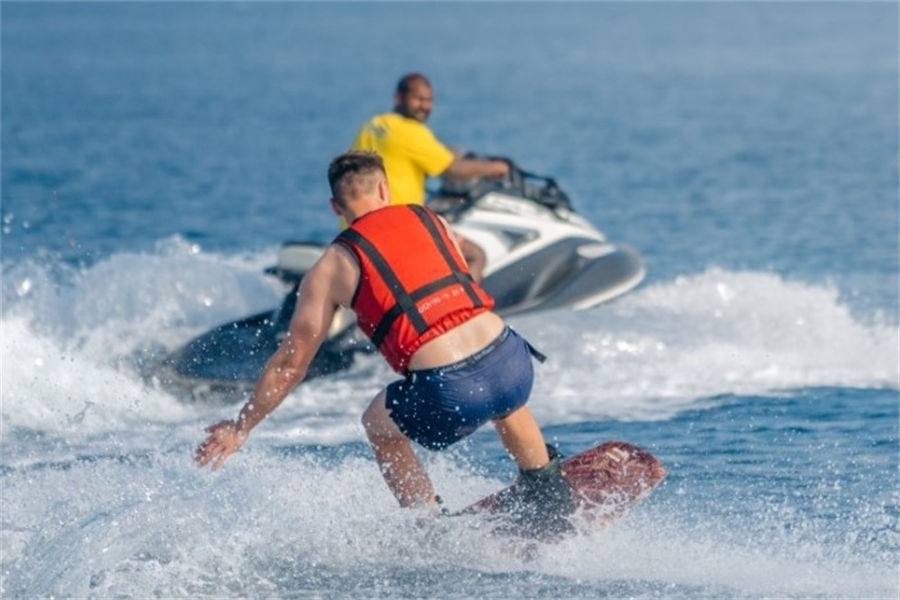 密度帕茹 - 水上运动图片2 - Adaaran Select Meedhupparu Maldives Water Sports Photo 2