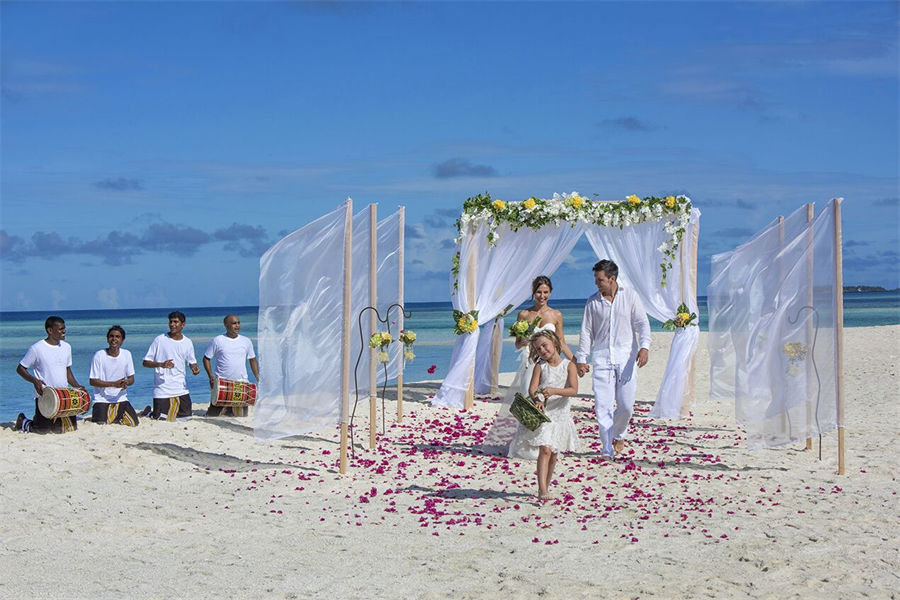 瑞喜敦D - 婚礼和庆典图片1 -  The Residence Maldives at Dhigurah Wedding Photo 1