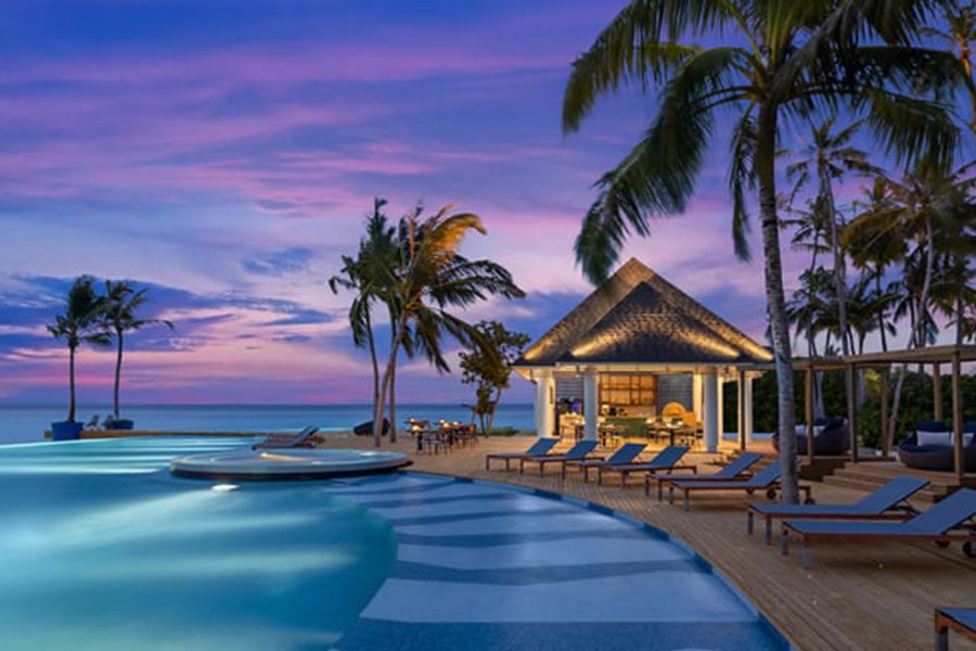 安纳塔拉安凡尼 - 鲣鱼泳池酒吧图片3 - Avani+ Fares Maldives  The Skipjack Bar Photo 3