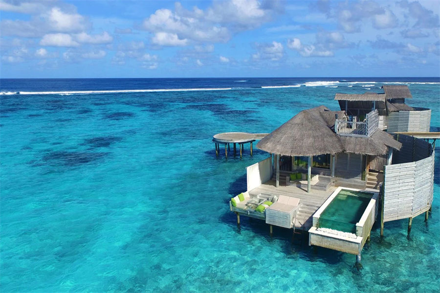 六善拉姆 - 拉姆水上泳池别墅图片1 - Six Senses Latitude Laamu Laamu Water Villa with Pool Photo 1