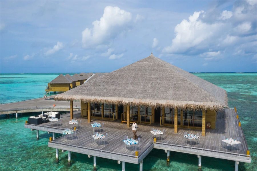 可可尼 - 海洋餐厅图片1 - Cocoon Maldives Manta Restaurant Photo 1
