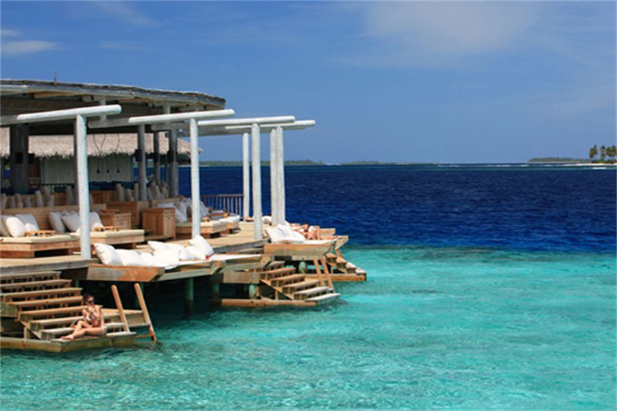 六善拉姆 - 清凉酒吧图片2 - Six Senses Latitude Laamu Chill Bar Photo 2