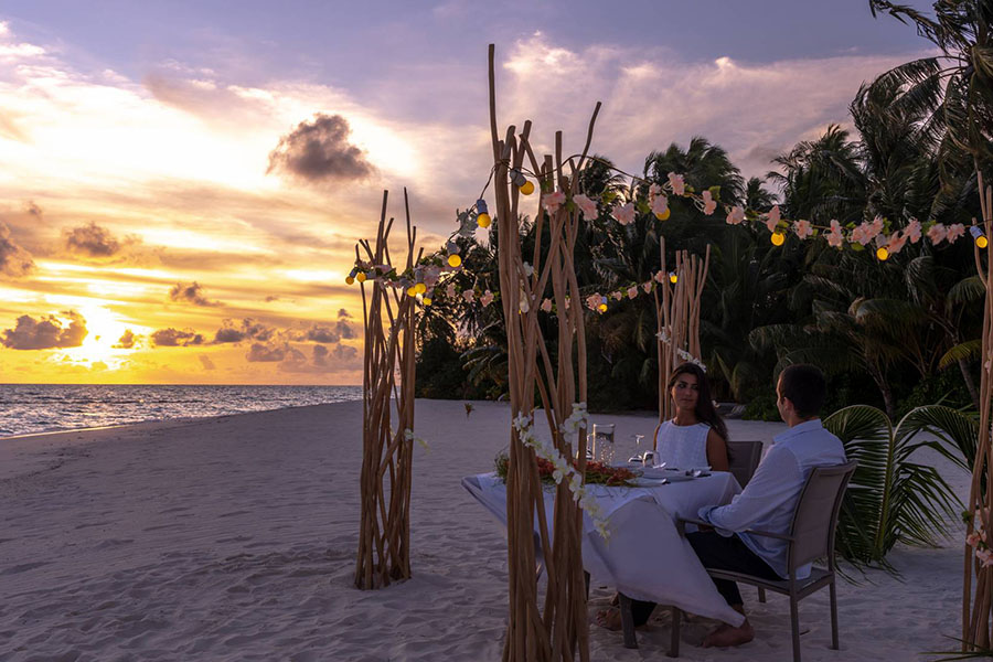 安利玛莎 - 海滩餐厅图片1 - Nakai Alimatha Resort Beach Restaurant Photo 1