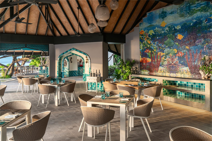 四季库达呼拉 - 珊瑚礁俱乐部餐厅图片3 - Four Seasons Resort Maldives at Kuda Hura Reef Club Photo 3