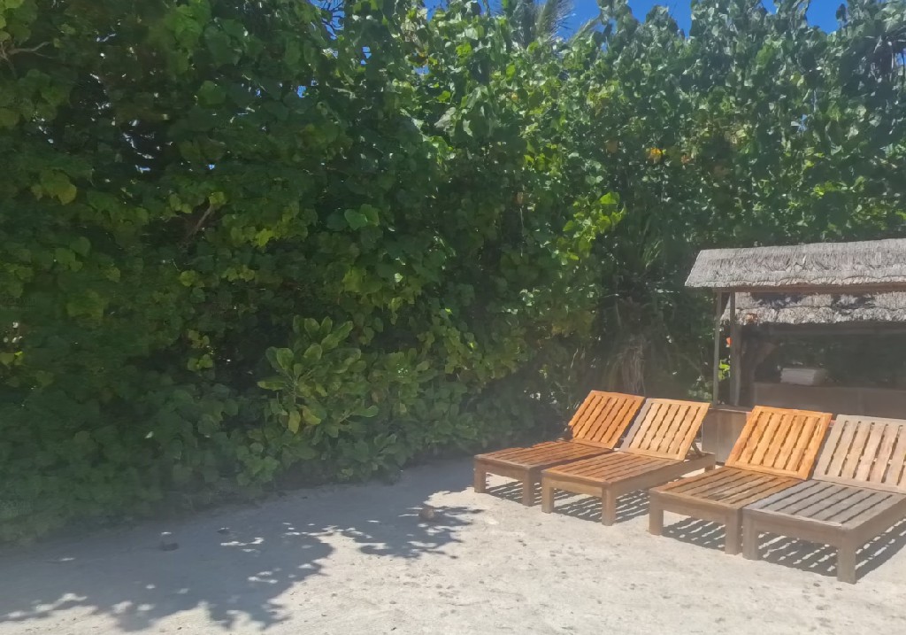 六善拉姆 - 露台电影院图片2 - Six Senses Latitude Laamu Terrace cinema Photo 2