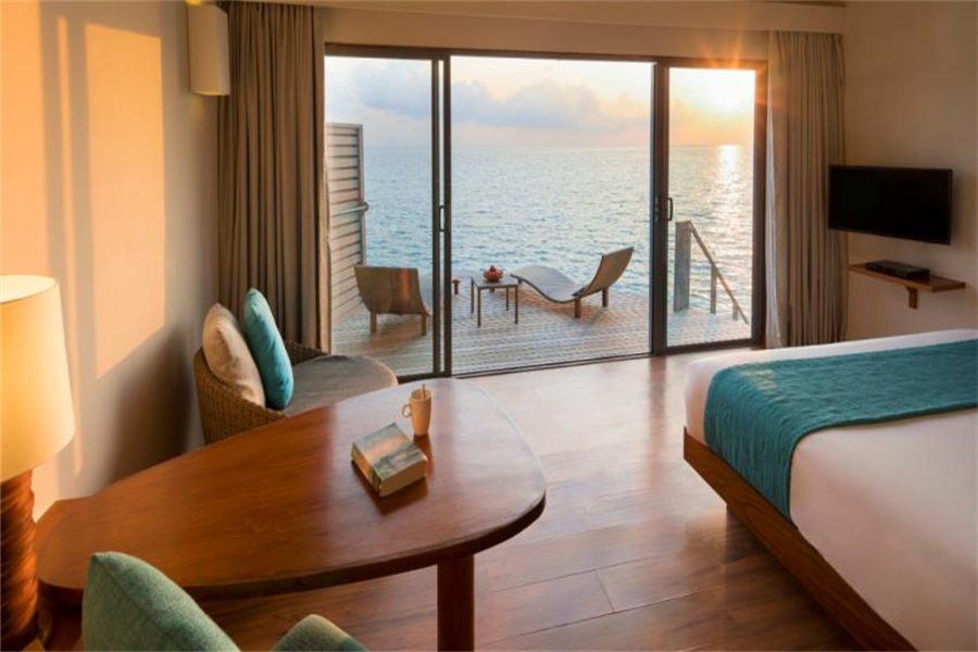 圣塔拉富士 - 豪华落日水上别墅图片2 - Centara Ras Fushi Resort & Spa Maldives Deluxe Sunset Overwater Villa Photo 2
