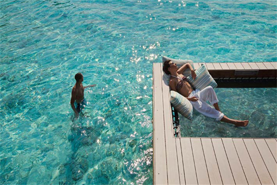 康杜玛 - 水上别墅（岛屿或海洋景观）图片2 - Holiday Inn Resort Kandooma Maldives  Overwater Villa（Island View or Sea View)） Photo 2