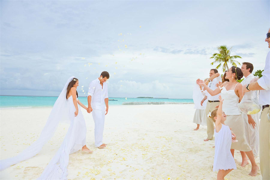 库拉玛蒂 - 婚礼和蜜月图片1 - Kuramathi Resort Maldives Renewal of Vows Photo 1