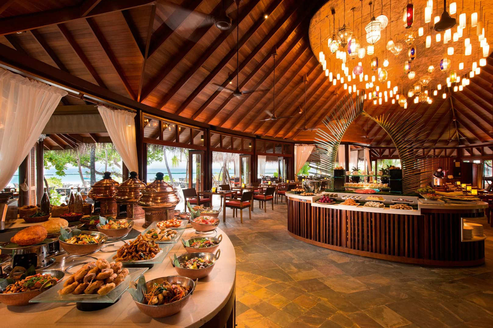哈拉薇利 - Jahaz主餐吧图片1 - Constance Halaveli Resort Maldives Jahaz Restaurant Photo 1