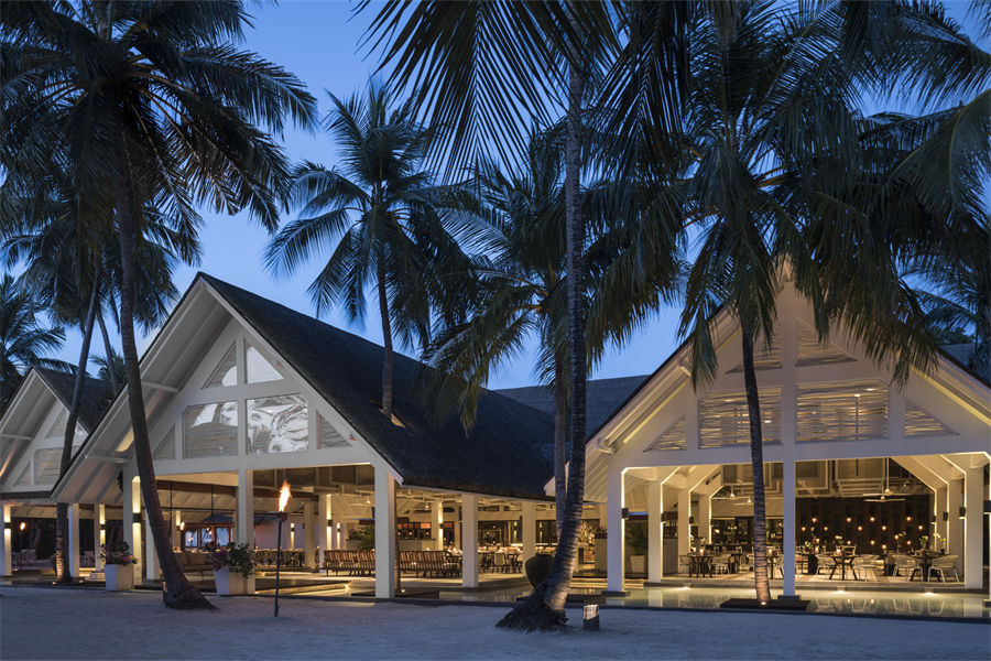 四季兰达吉拉瓦鲁 - 兰达主餐厅图片1 - Four Seasons Landaa Giraavaru Landaa Photo 1