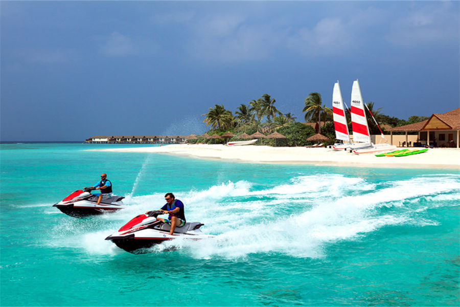 瑞提法鲁 - 水上运动图片1 - Reethi Faru Resort Water Sports Photo 1