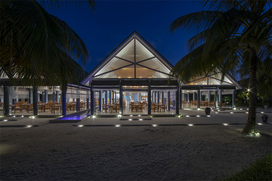 芙拉薇莉 - 主餐厅图片2 - Furaveri lsland Resort & Spa Jaafaeiy Restaurant Photo 2