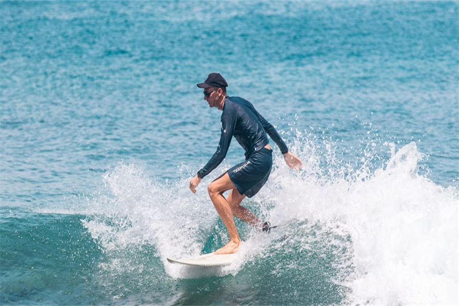 安纳塔纳娜拉杜私人 - 冲浪图片2 - Naladhu Private Island Surfing Photo 2