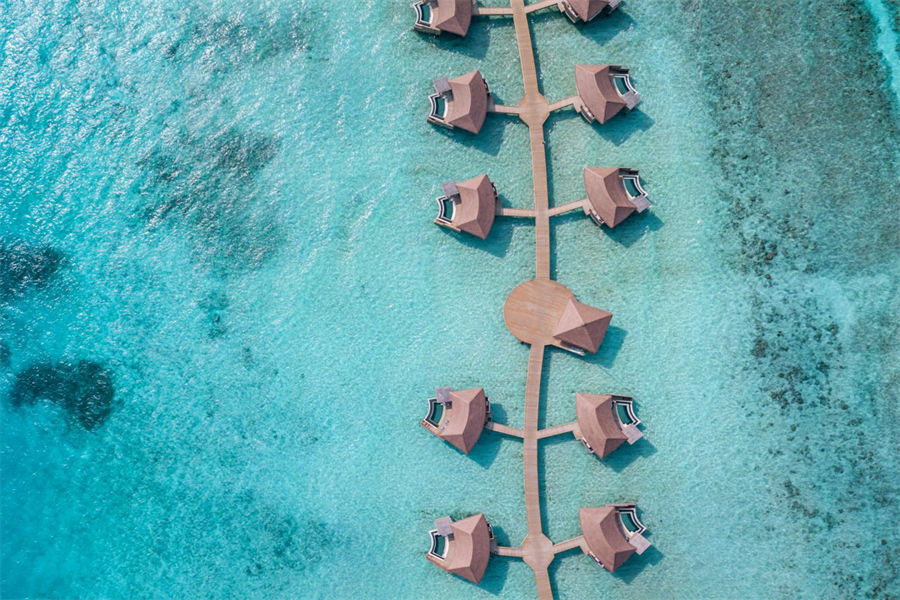 洲际 - 日落水上泳池别墅图片1 - InterContinental Maldives Maamunagau Sunset Overwater Pool Villas Photo 1