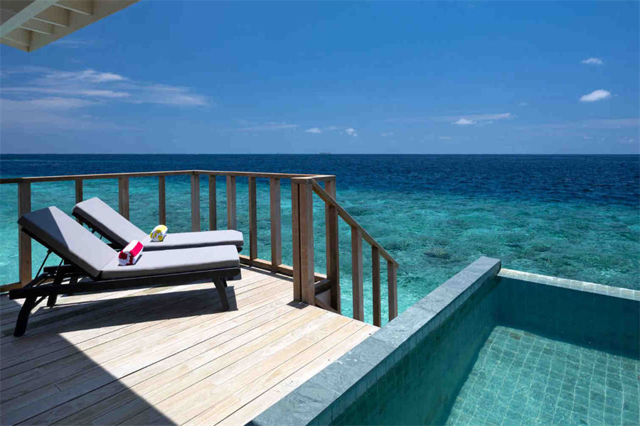 奥静洛碧吉利 - 日落水上泳池别墅 图片2 - OBLU SELECT LobiGili SunNest Water Pool Villa Photo 2