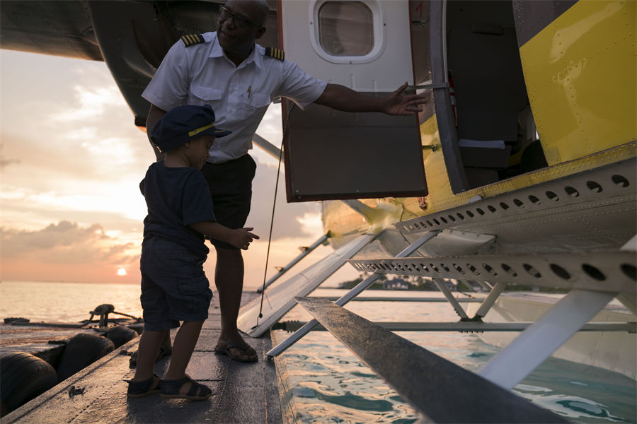 白马庄园 - 豪华定制水上飞机图片3 - Cheval Blanc Randheli Luxury Custom Seaplane Photo 3