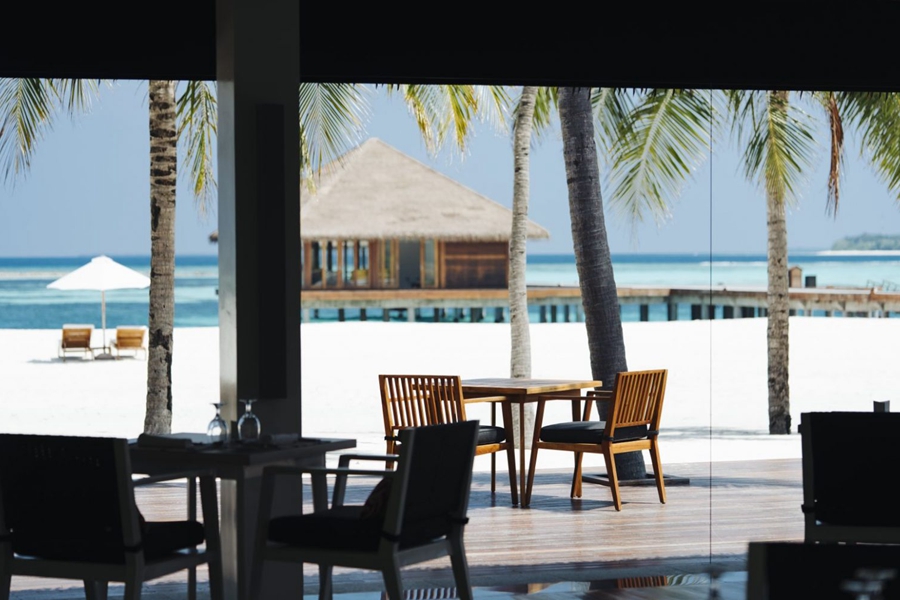 诺库 - 棕榈树主餐厅图片2 - Noku Maldives Palms Photo 2