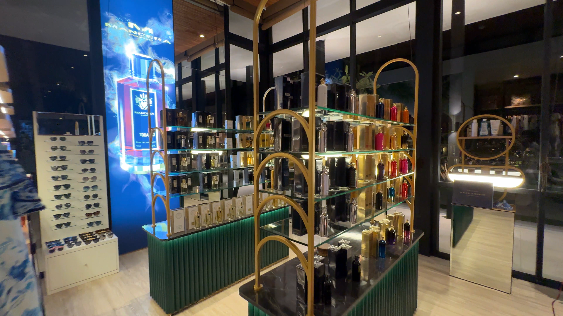 莱佛士 - 购物中心图片2 - Raffles Maldives Meradhoo shop Photo 2