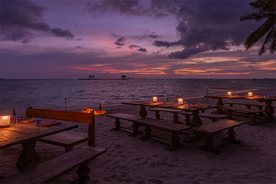 芙拉瓦希 - 烧烤餐厅图片1 - The Standard，Huruvalhi Maldives BBQ Shak Photo 1