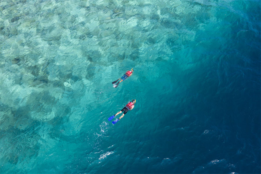 威斯汀 - 水上活动和潜水图片2 - The Westin Maldives Miriandhoo Resort Dive Centre Photo 2