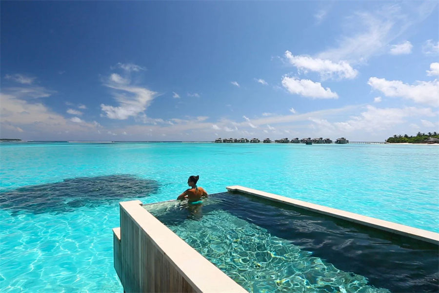 六善拉姆 - 海洋水上泳池别墅图片1 - Six Senses Latitude Laamu Ocean Water Villa with Pool Photo 1