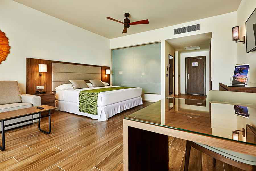 悦宜湾奢享 - 沙滩初级套房图片1 - Hotel Riu Palace Maldivas Junior Suite with beach access Photo 1