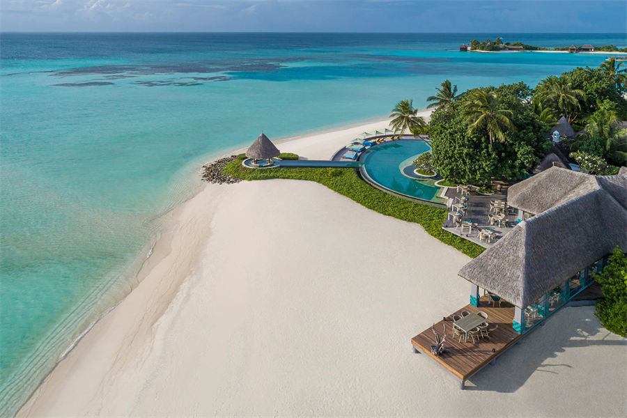四季库达呼拉 - 珊瑚礁俱乐部餐厅图片2 - Four Seasons Resort Maldives at Kuda Hura Reef Club Photo 2