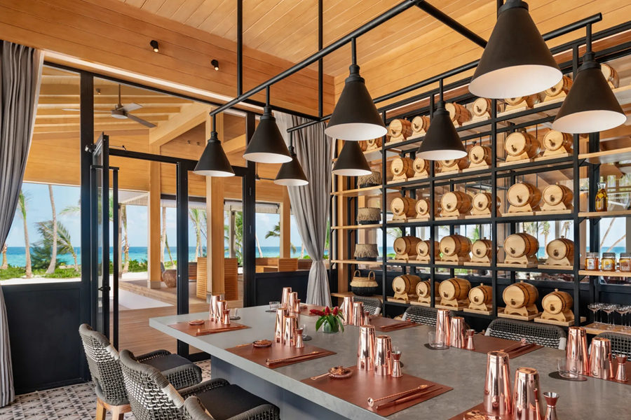 希尔顿阿明吉利 - 泳池酒吧图片3 - Hilton Maldives Amingiri Resort & SPA Aura Pool Bar & Cocktail Lab Photo 3