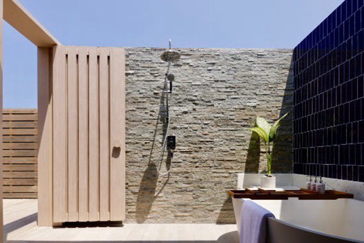 安纳塔拉安凡尼 - 三卧日落水上泳池别墅图片3 - Avani+ Fares Maldives  Three Bedroom Sunset Over Water Pool Villa Photo 3
