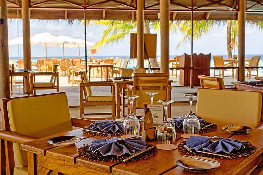 菲利西澳 - 日落餐厅和酒吧图片1 - Filitheyo Island Resort Maldives Sunset Restaurant and Bar Photo 1