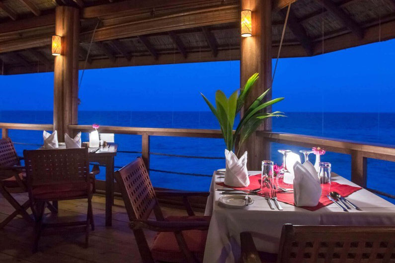 瑞提海滩度假村 - Moodhu 餐吧图片1 - Reethi Beach Resort  Moodhu Restaurant & Bar Photo 1
