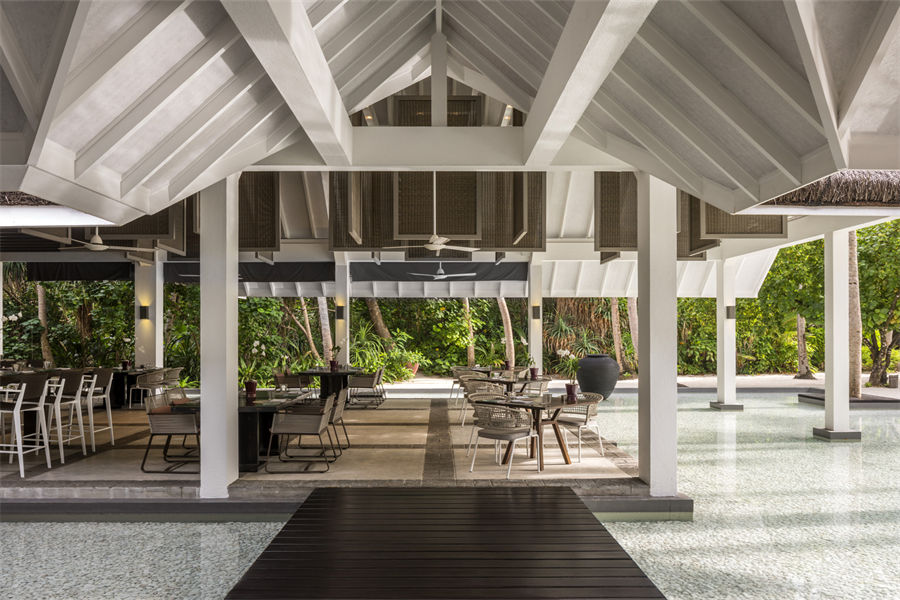 四季兰达吉拉瓦鲁 - 兰达主餐厅图片2 - Four Seasons Landaa Giraavaru Landaa Photo 2