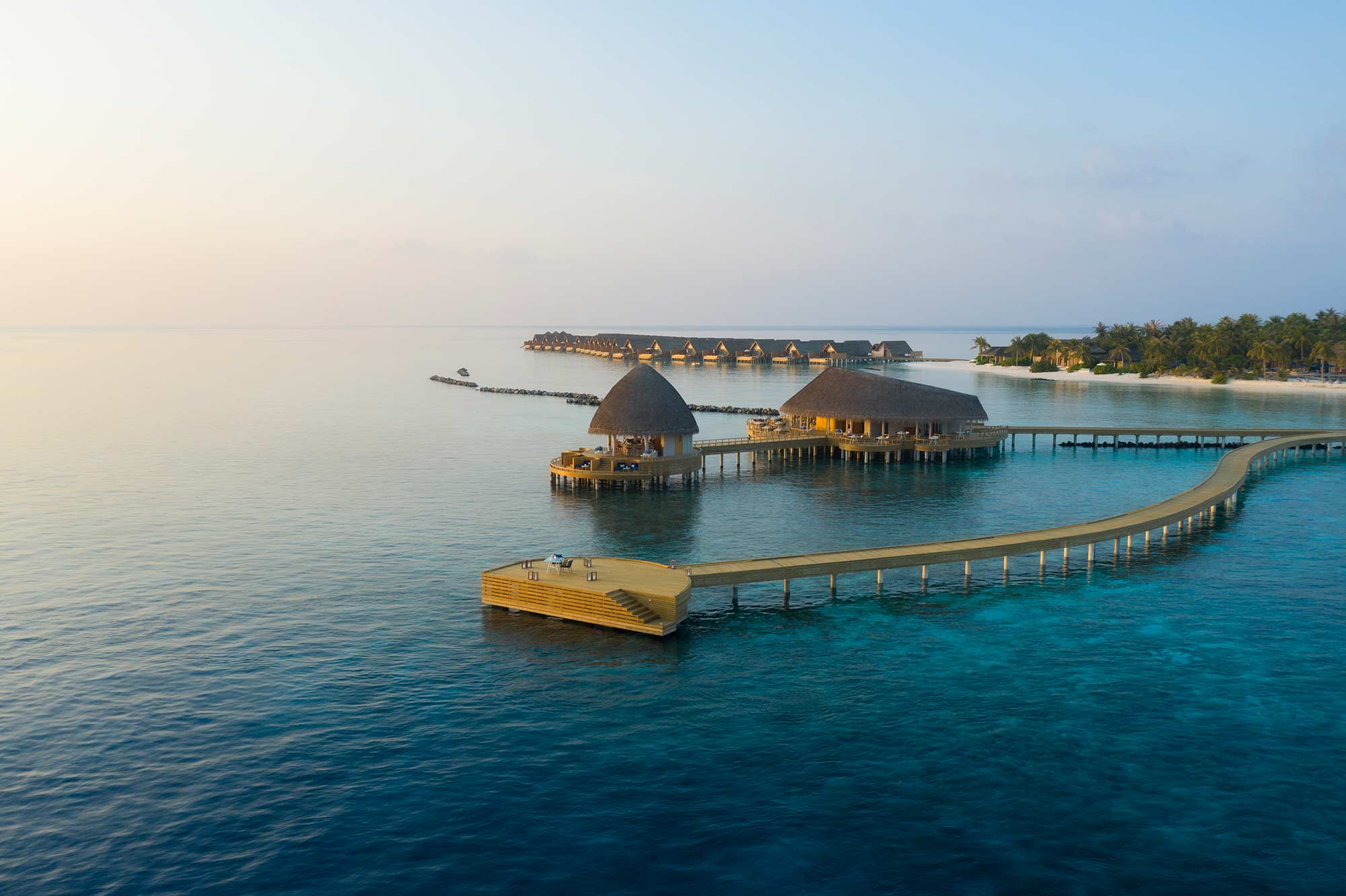 翡翠法鲁富士 - 地中海水上餐厅图片4 - Emerald Faarufushi Resort & Spa Mediterraneo Restaurant Photo 4