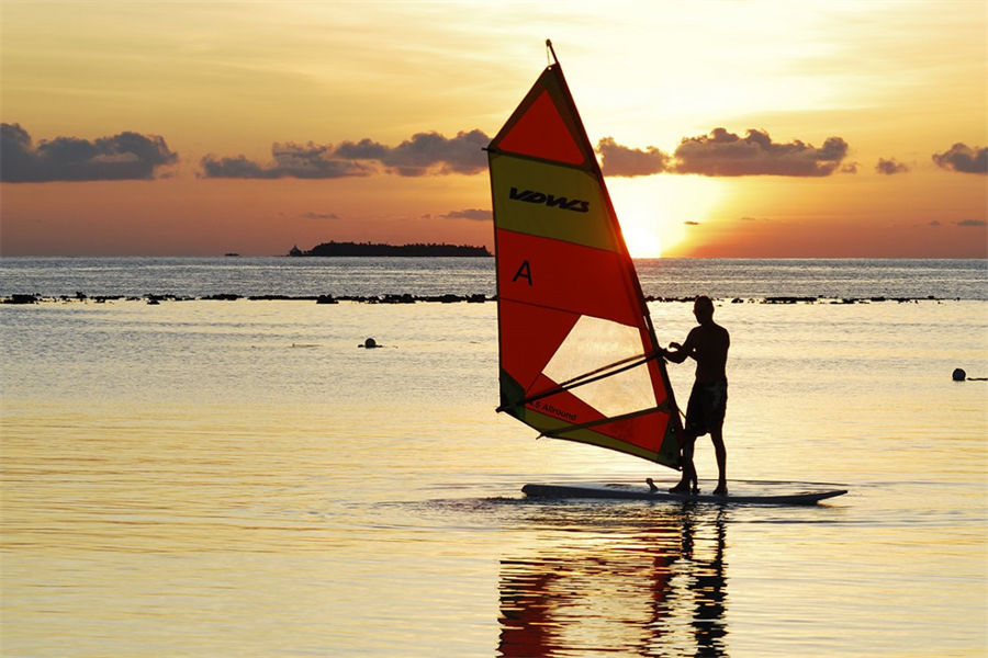 蓝色美人蕉 - 水上活动图片2 - Thulhagiri Island Resort  Water Sports Photo 2
