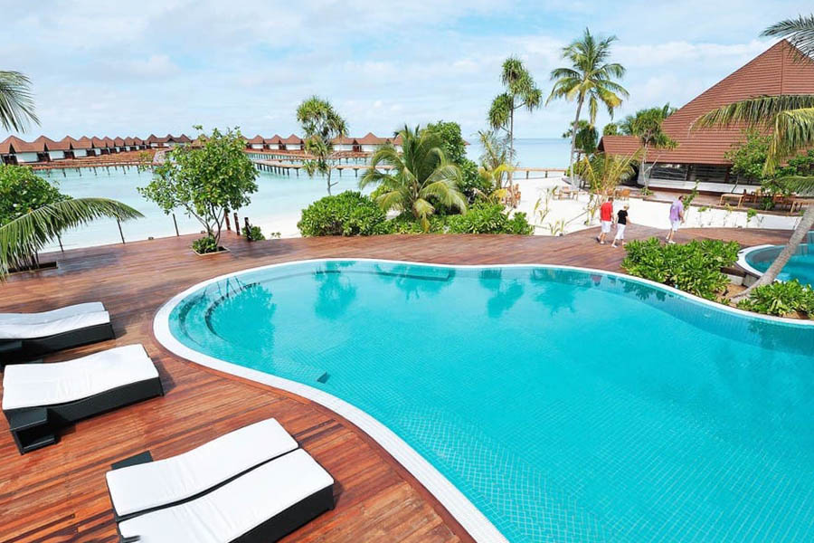鲁滨逊 - 泳池吧图片1 - Robinson Club Maldives Pool Bar Photo 1