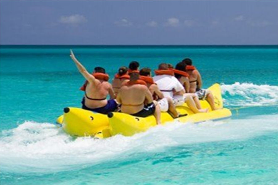 六善拉姆 - 水上运动图片1 - Six Senses Latitude Laamu Water Sports Photo 1