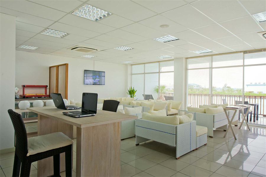 库拉玛蒂 - 水飞休息室图片4 - Kuramathi Resort Maldives VIP Lounge Photo 4