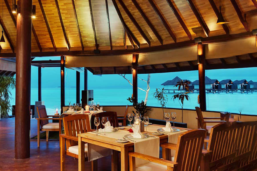 鲁滨逊 - 主餐厅图片1 - Robinson Club Maldives Main Restaurant Photo 1