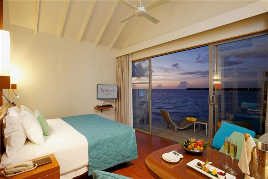 圣塔拉富士 - 豪华水上别墅 图片3 - Centara Ras Fushi Resort & Spa Maldives Deluxe Overwater Villa Photo 3