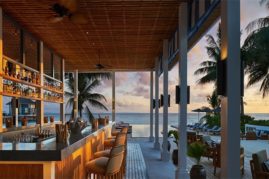 莱佛士 - 长乐酒吧图片1 - Raffles Maldives Meradhoo Long Bar Photo 1