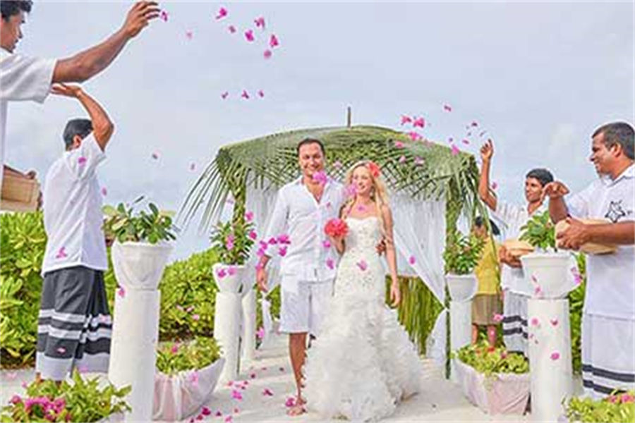 康杜玛 - 婚礼与蜜月图片4 - Holiday Inn Resort Kandooma Maldives  Weddings & Honeymoons Photo 4