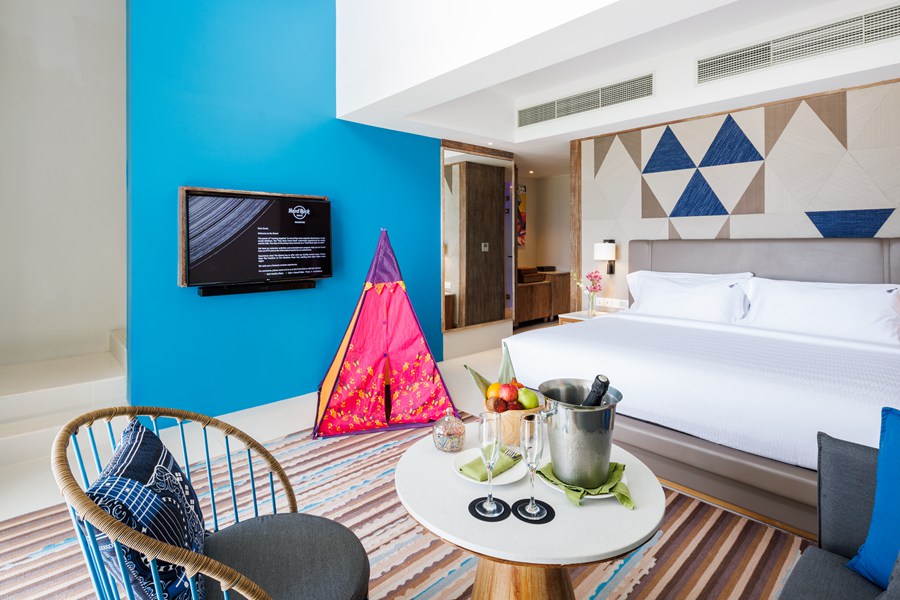 硬石 - 2卧复式白银家庭套房图片2 - Hard Rock Hotel Maldives Family Studio Master Bedroom Photo 2
