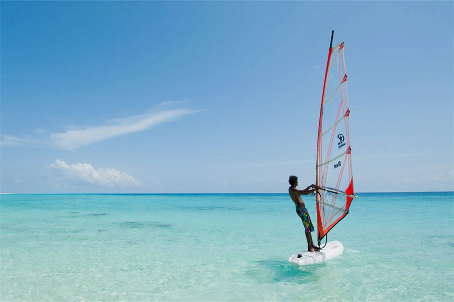 坎多卢 - 水上运动图片3 - Kandolhu Island Resort Water Sports Photo 3