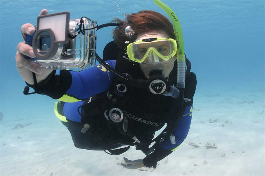 安嘎嘎岛 - 潜水及水上运动图片1 - Angaga Island Resort Diving and Water Sports Photo 1