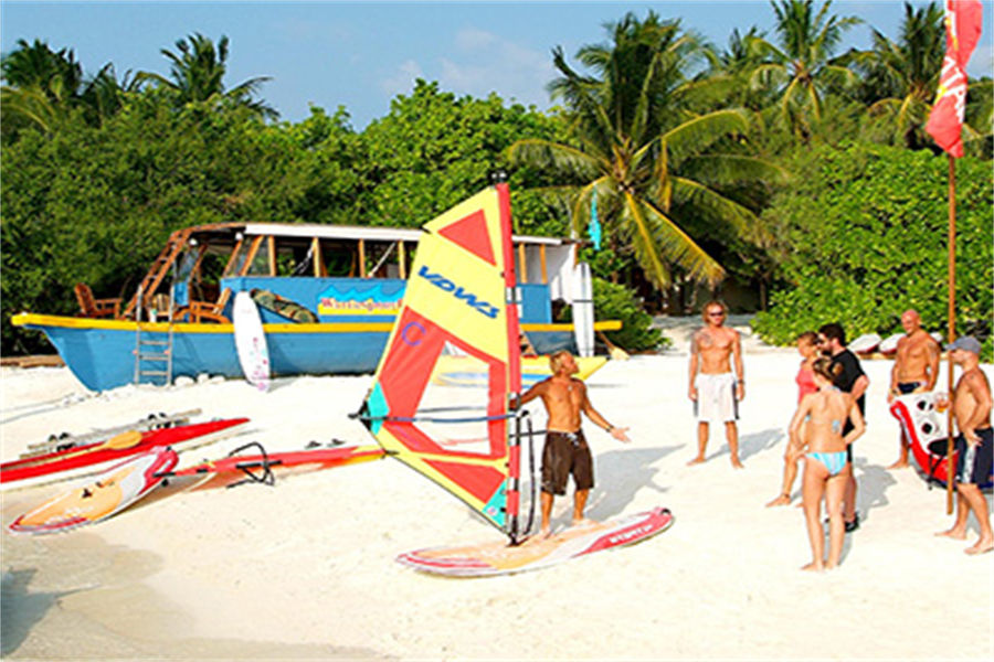 绚丽 - 水上运动图片1 - Adaaran Club Rannalhi    Water Sports Photo 1