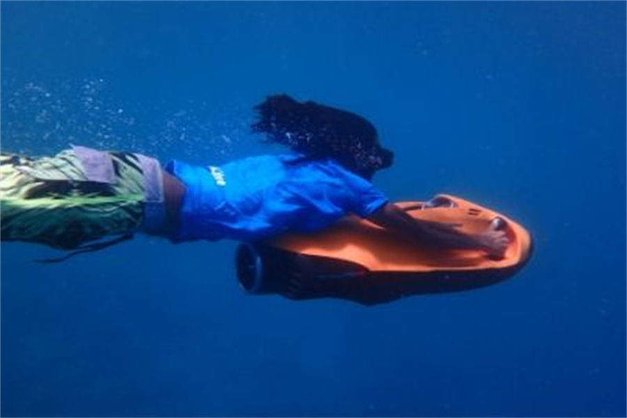 瓦度 - 水上运动图片1 - Adaaran Prestige Vadoo lsland Resort Water Sports Photo 1